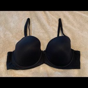 Victoria’s Secret Body by Victoria Lined Demi 38C Black